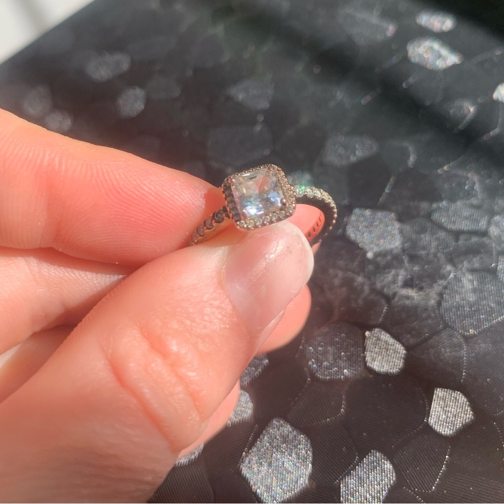 pandora ring